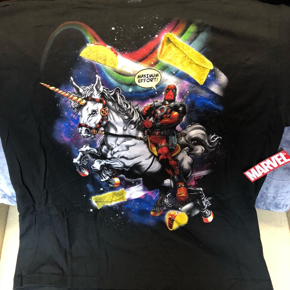 Men’s XL Deadpool T-shirt